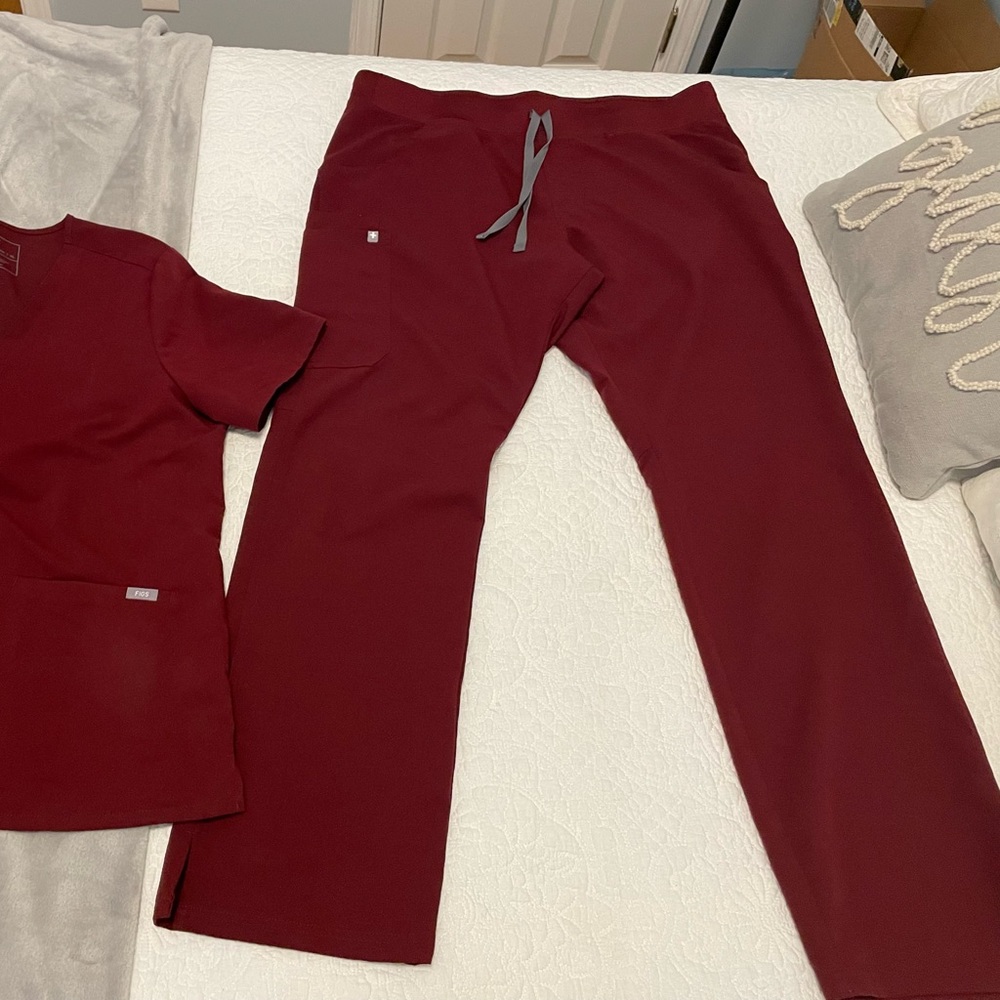 FIGS XLT Kade Cargo Scrub Bottoms